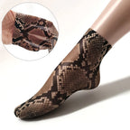 4 Pairs Womens Nylon Elastane Leopard Print Casual Socks