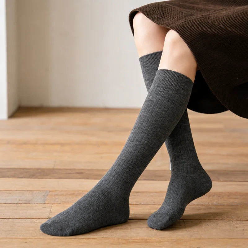 Polyester Elastane Vertical Texture Calf Socks