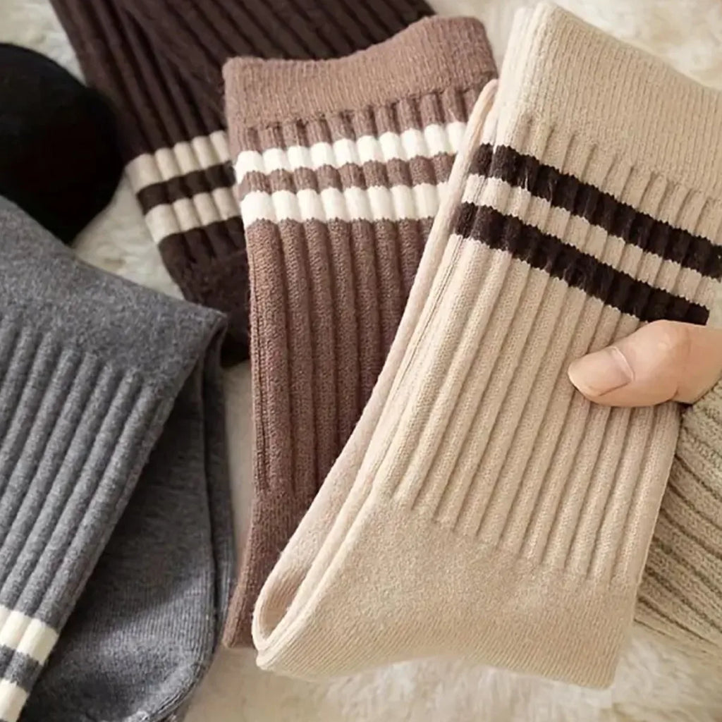 Polyester Elastane Striped Mid Tube Casual Socks