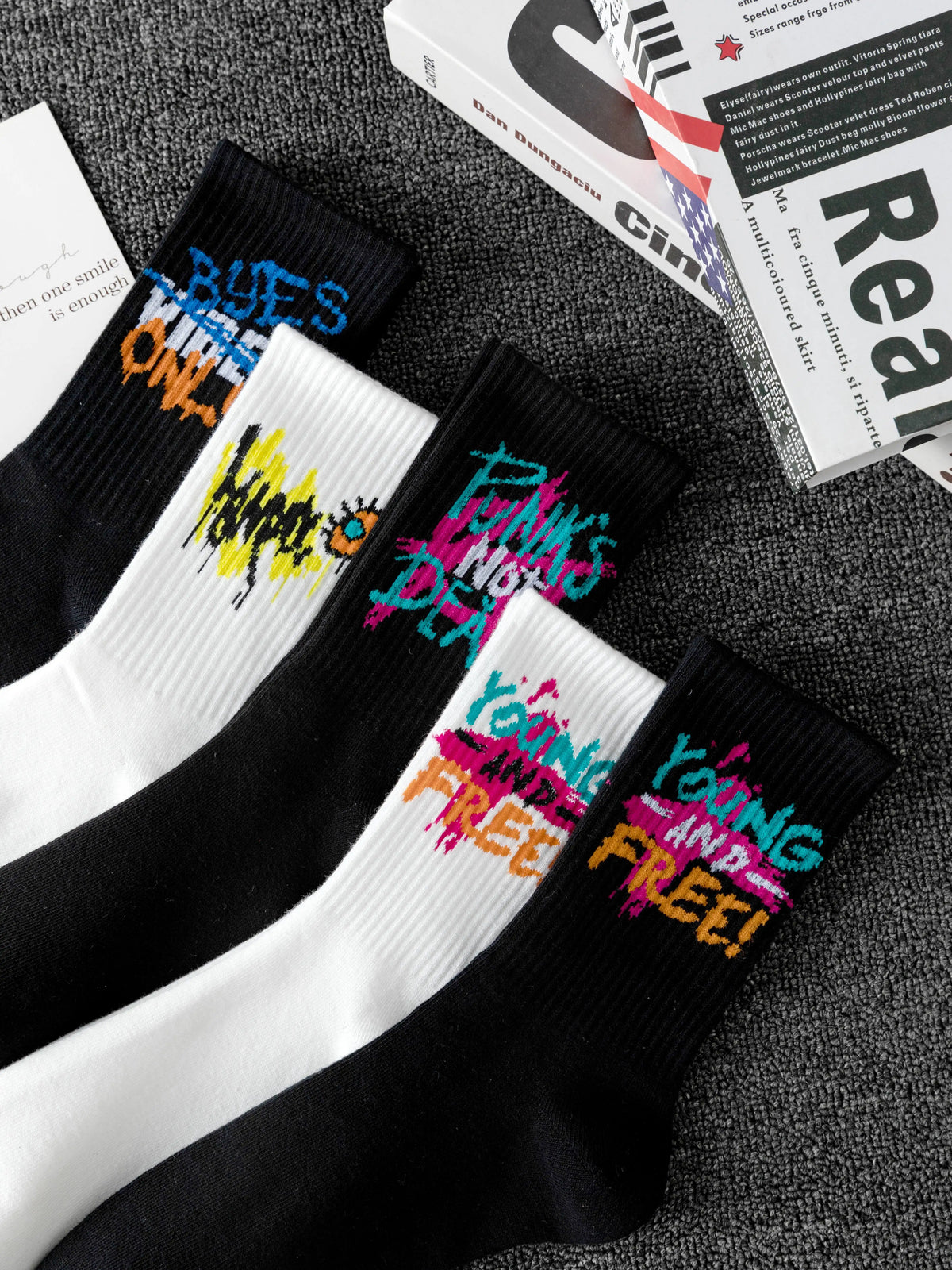 Polyester Elastane Mens Graffiti Crew Socks 10 Pairs