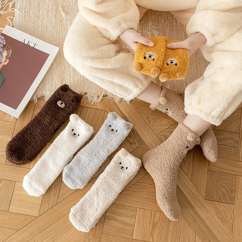 Polyester Blend Bear Cartoon Pattern Mid Tube Casual Socks