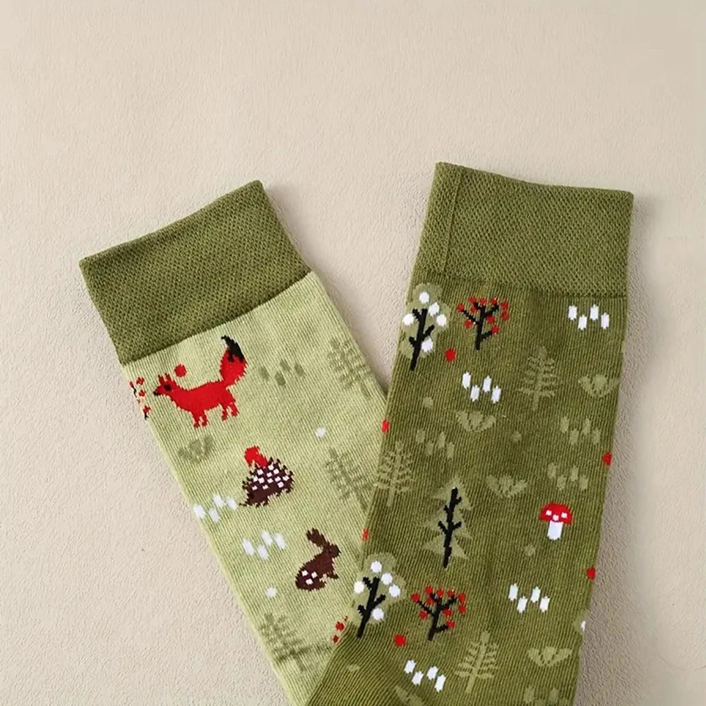 Cotton Blend Mid Tube Animal Pattern Casual Socks