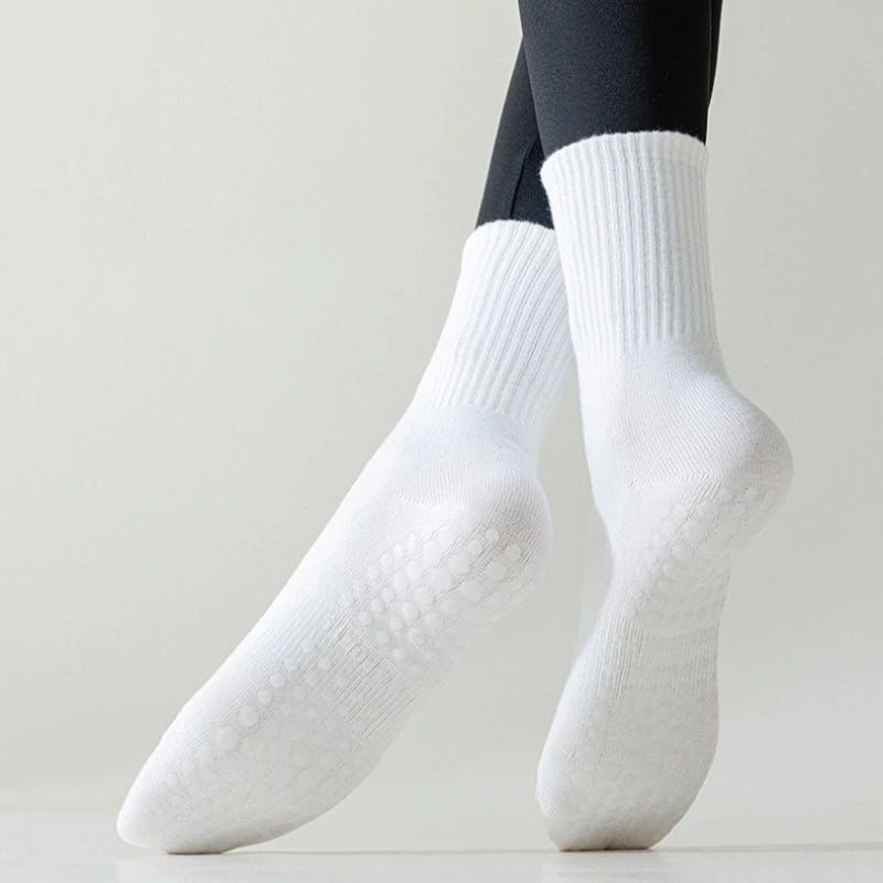 Cotton Polyester Non Slip Yoga Pilates Fitness Mid Tube Socks