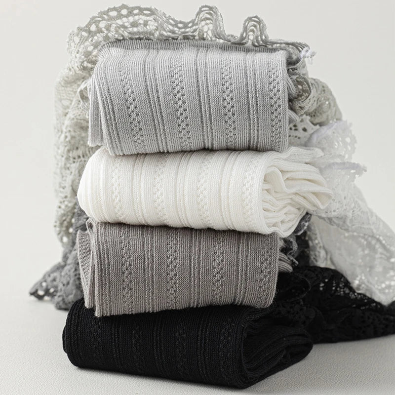 Polyester Spandex Floral Lace Hollow Knit Mid Tube Casual Socks