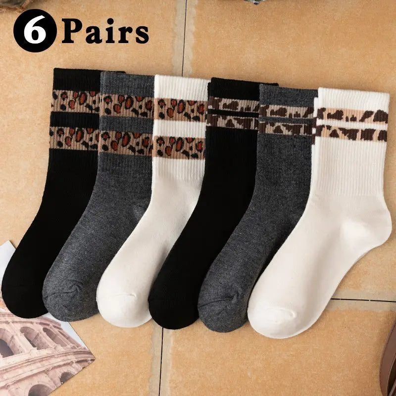 Polyester Leopard Print Mid Calf Casual Socks - 12