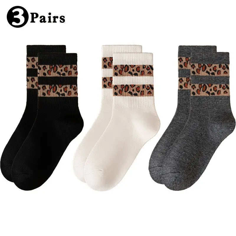 Polyester Leopard Print Mid Calf Casual Socks