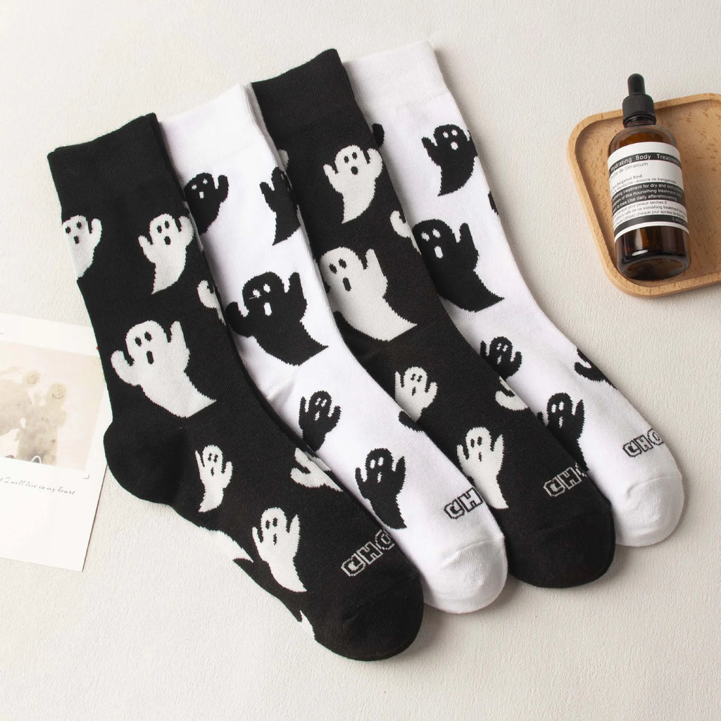 Cotton Ghost Design Magnetic Hand Holding Crew Socks