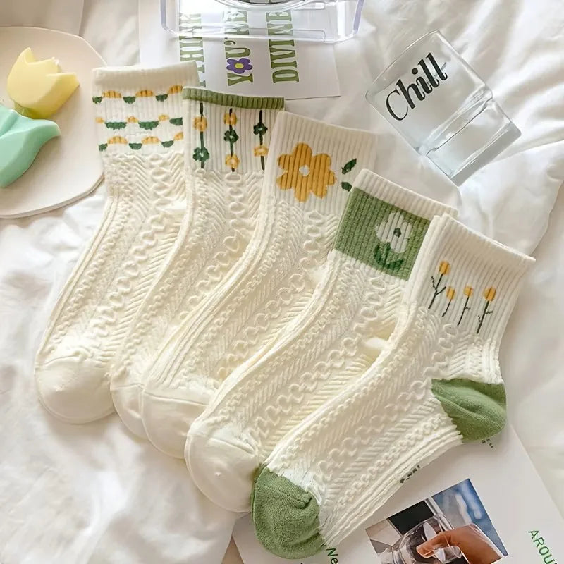 10 Pairs Floral Print Polyester Casual Mid Tube Socks